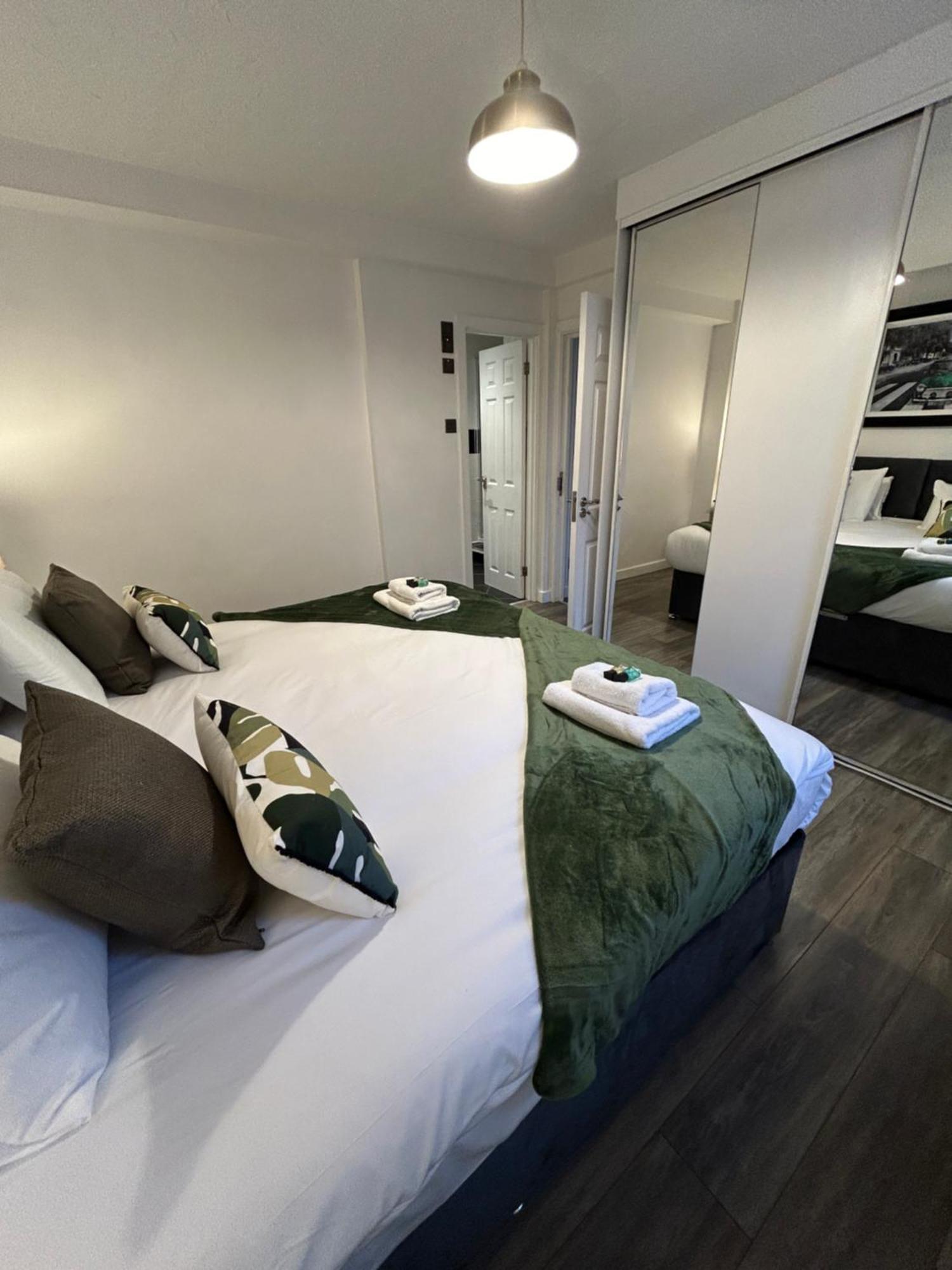 Spacious 3 Bedroom Apartment Close To Marina, 2 Parking Spaces, Kingsize Or Single Beds Southampton Luaran gambar