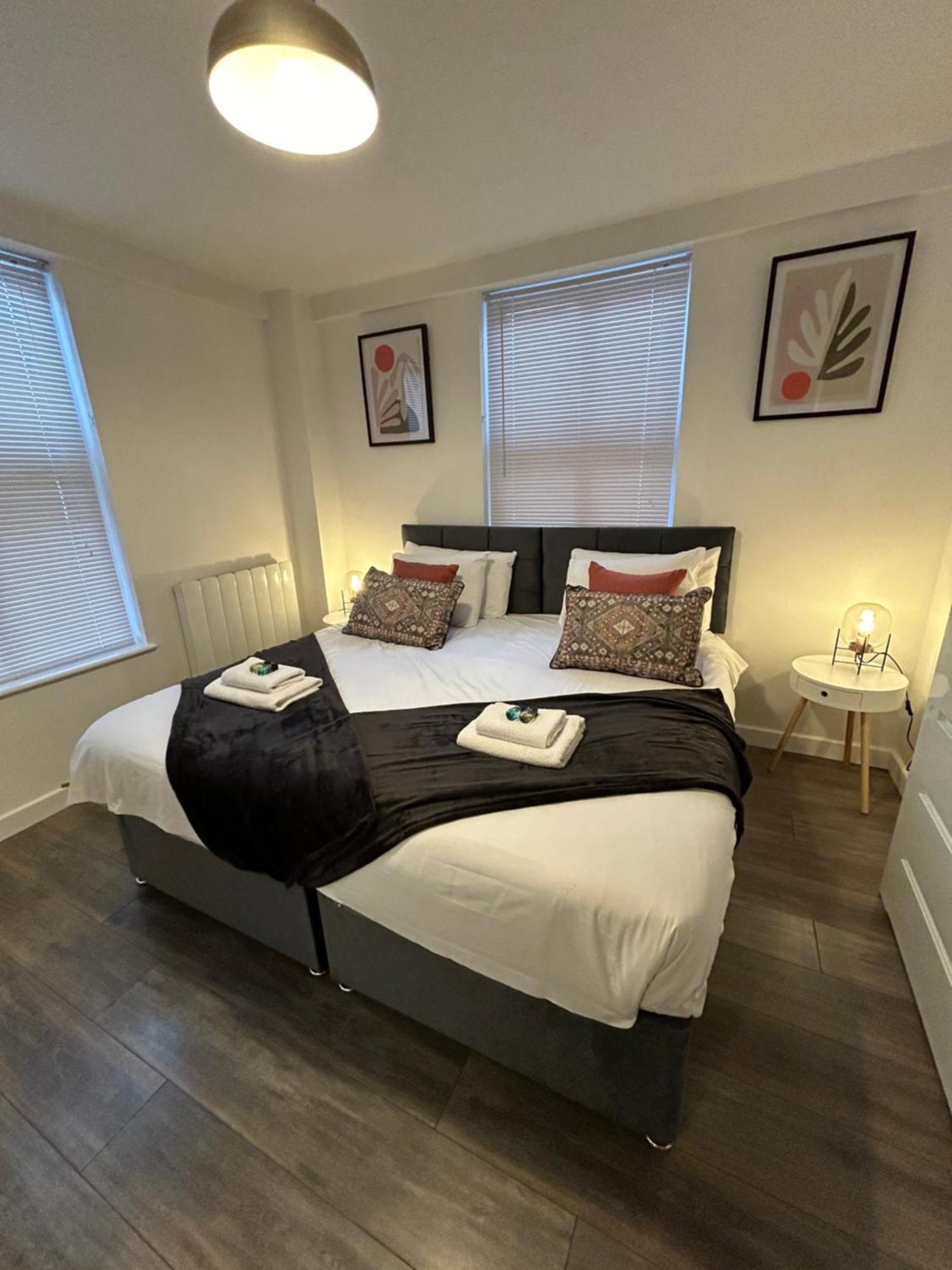 Spacious 3 Bedroom Apartment Close To Marina, 2 Parking Spaces, Kingsize Or Single Beds Southampton Luaran gambar